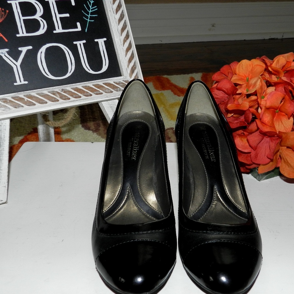 Naturalizer N5 Heel Black Sz. 5